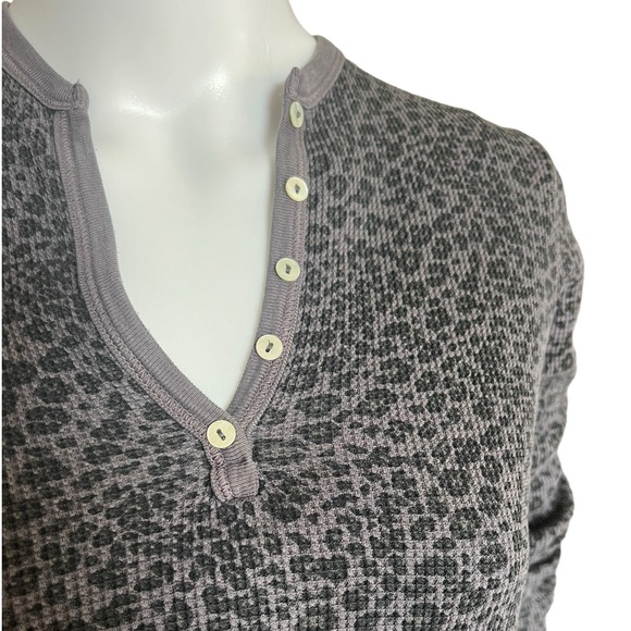 Splendid 100percent cotton waffle weave si style top animal print size Xlarge - Picture 3 of 7